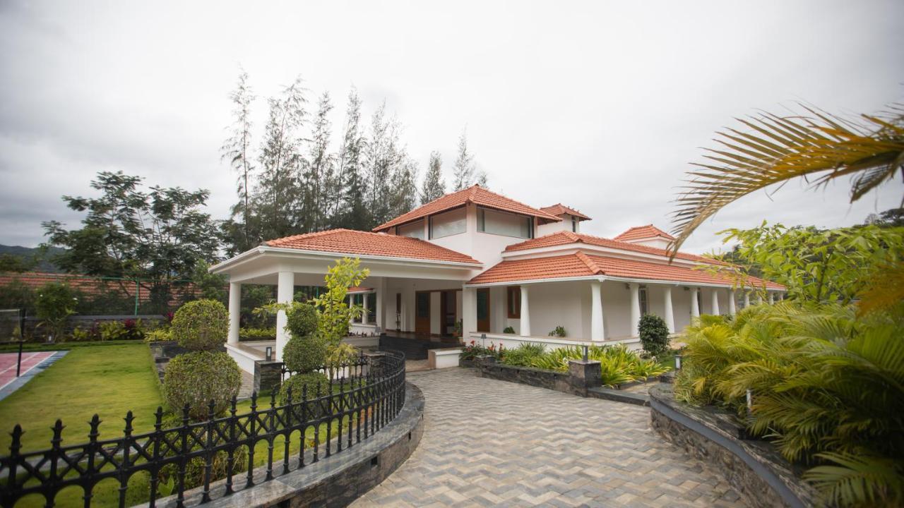 Sr Jungle Resort Coimbatore Esterno foto