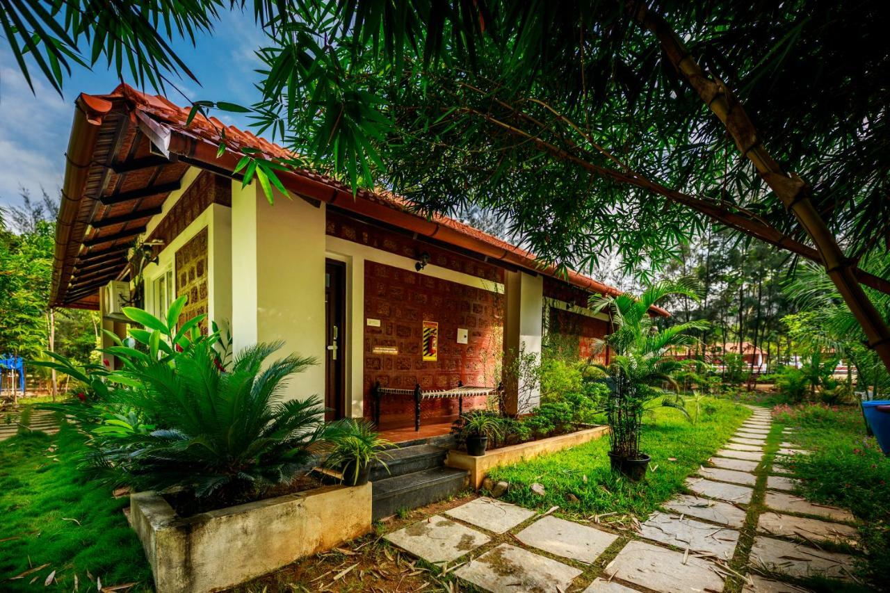 Sr Jungle Resort Coimbatore Esterno foto