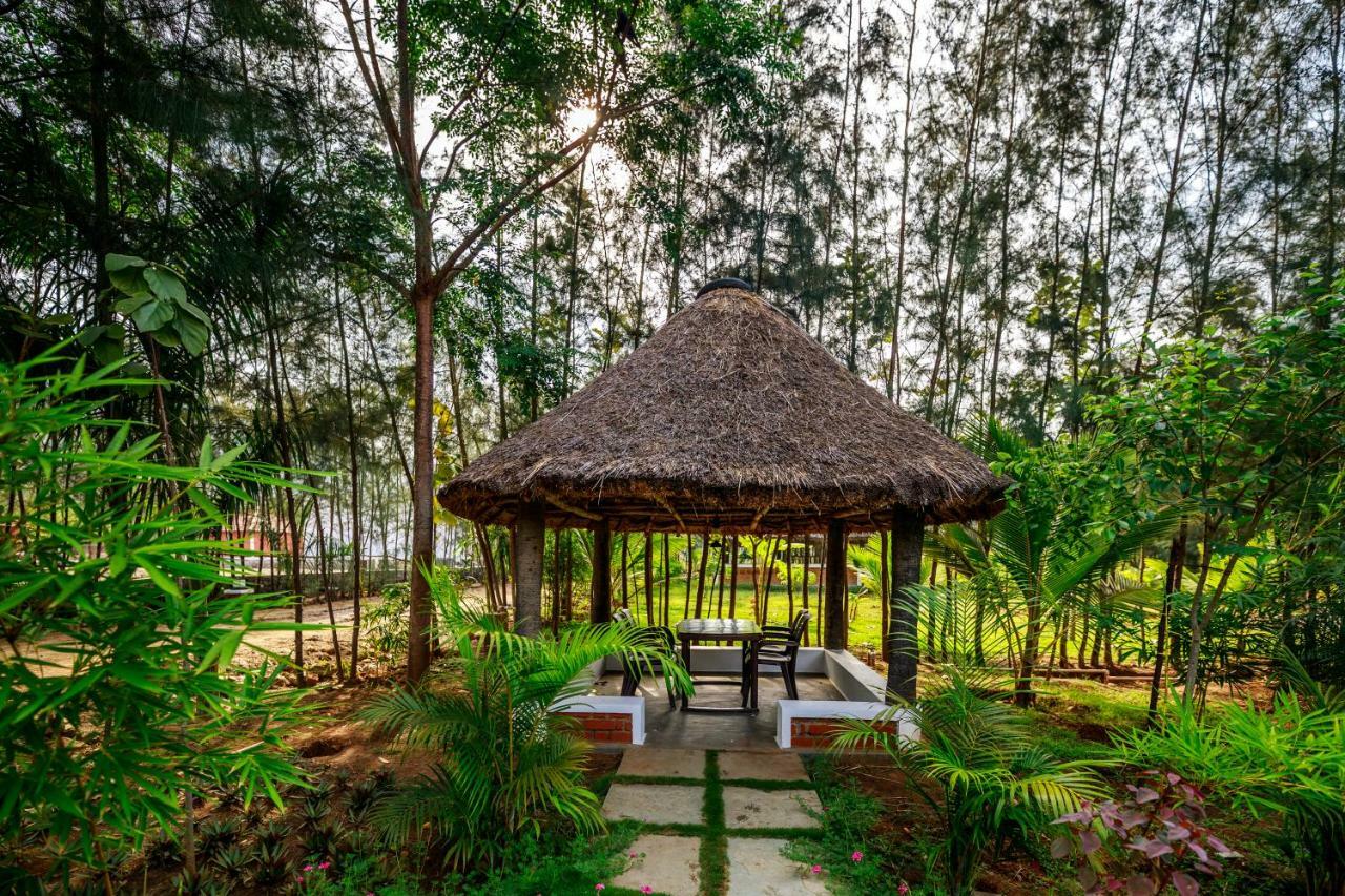 Sr Jungle Resort Coimbatore Esterno foto