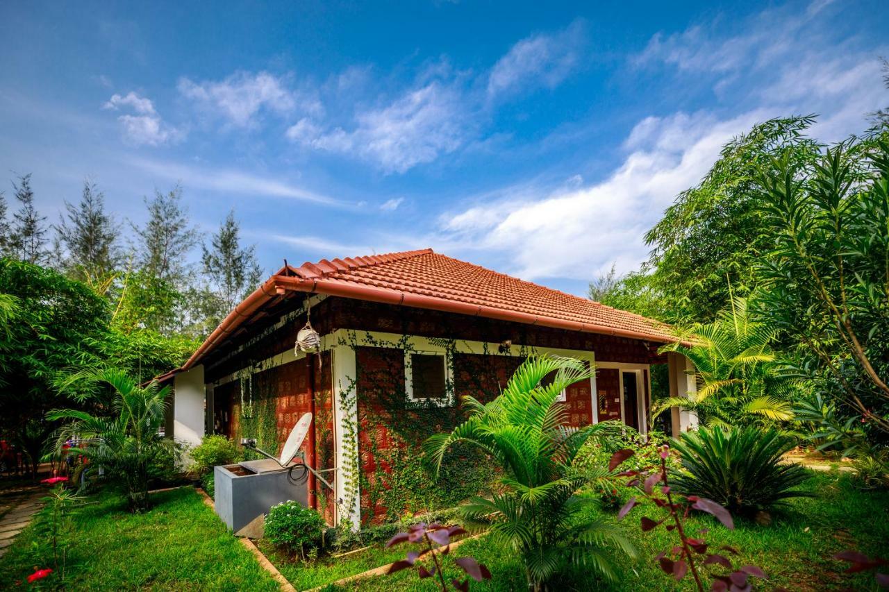 Sr Jungle Resort Coimbatore Esterno foto