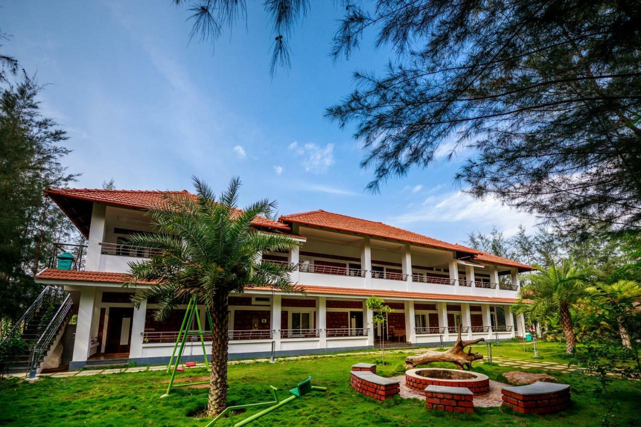 Sr Jungle Resort Coimbatore Esterno foto